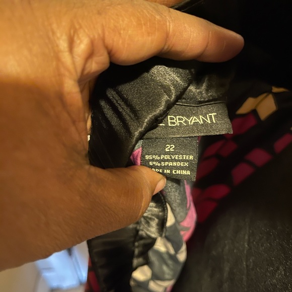 Top - Picture 2 of 2